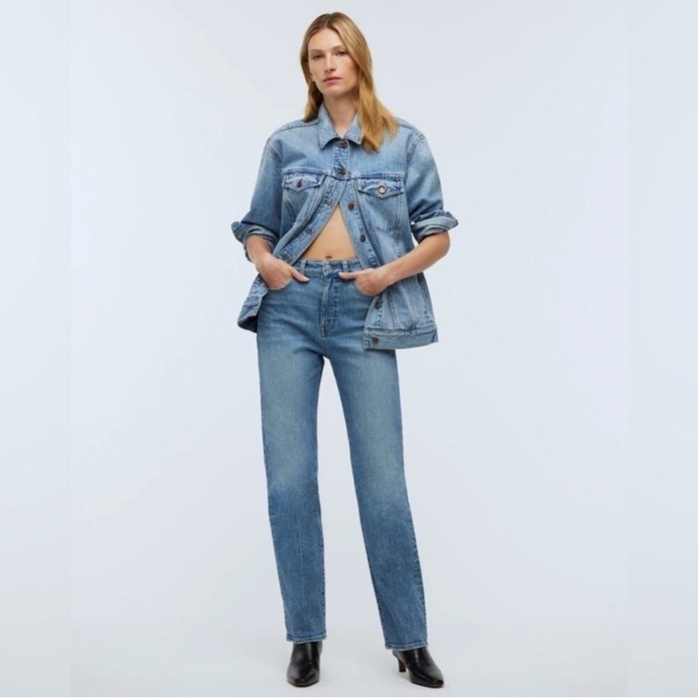 Madewell The Tall '90s Straight Jean in Rondell Wash: Crease Edition